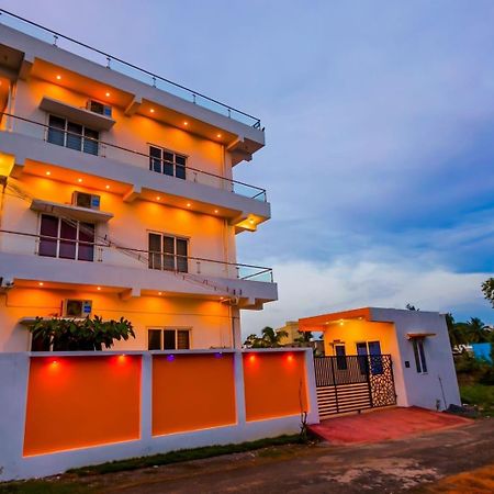 Appartement Dreamland Retreat With Swimming Pool à Kottakuppam Extérieur photo