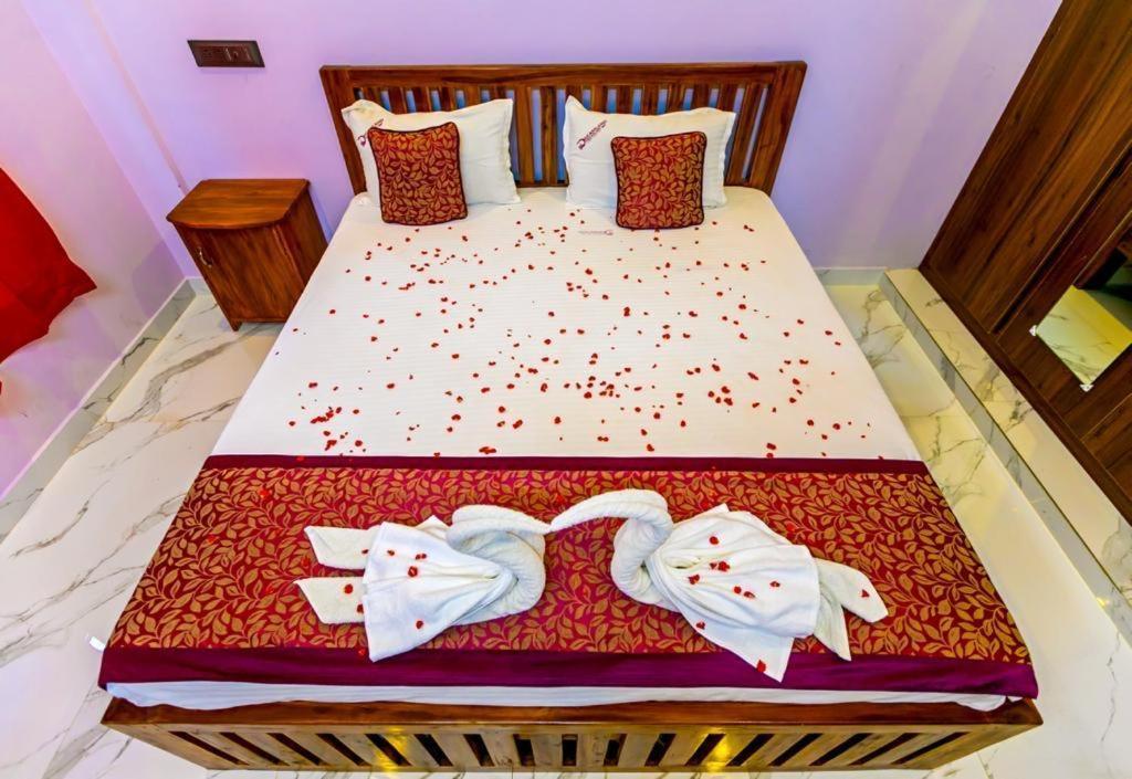 Appartement Dreamland Retreat With Swimming Pool à Kottakuppam Extérieur photo